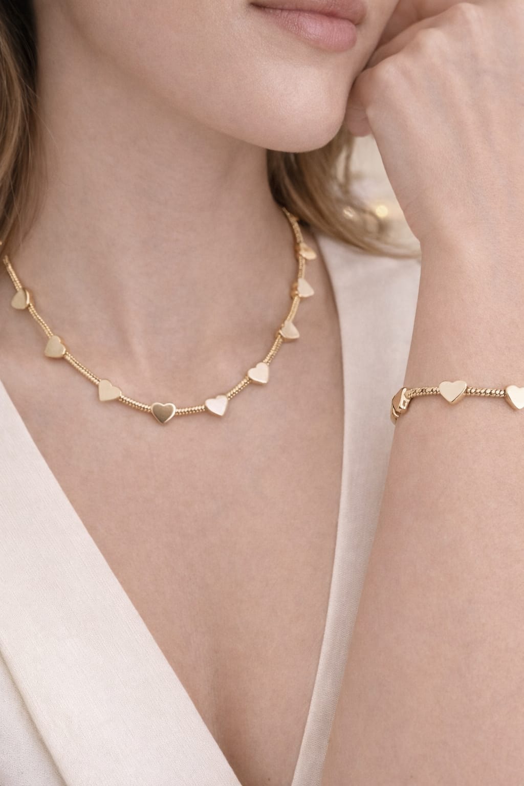 Conjunto Choker e Pulseira Corações